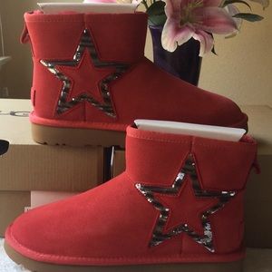 🌟UGG CLASSIC MINI STAR🌟NWT